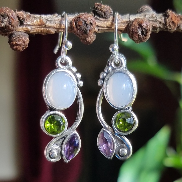 Amethyst, peridot and moonstone earrings - Picture 2 of 4